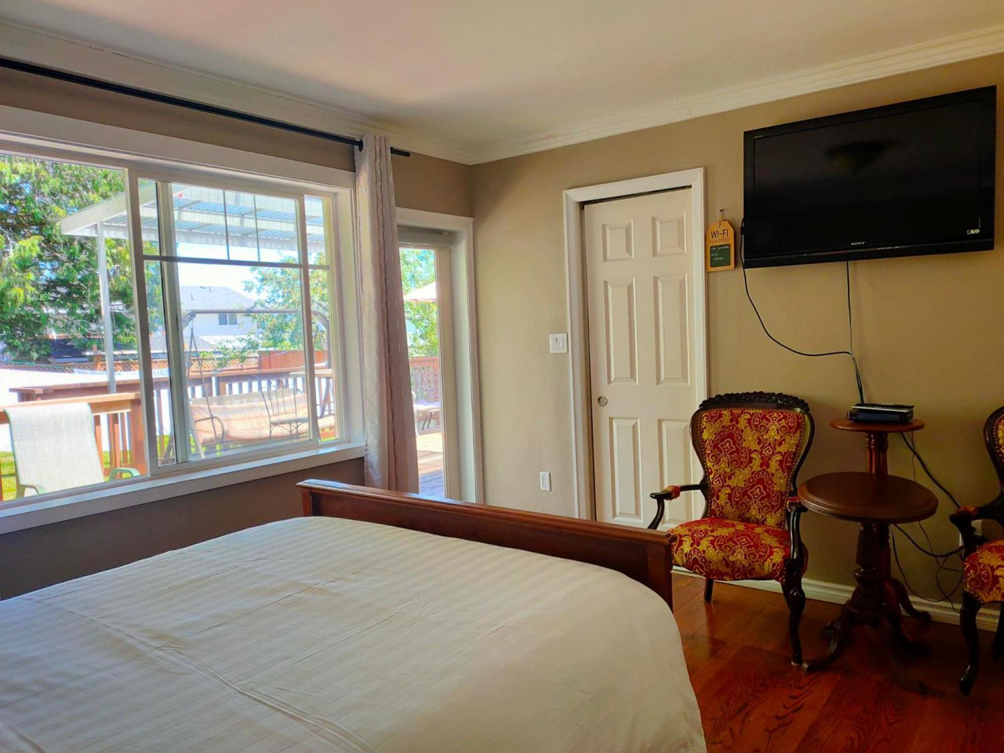 Semi Centre House 3* White Rock
