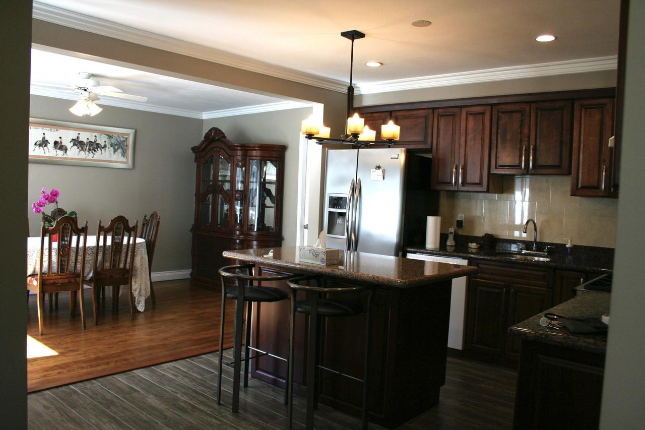 Semi Centre House 3* White Rock
